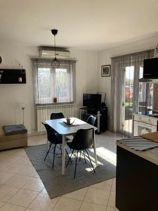 Apartman Vicinim Family Friendly Apartment Visnjan